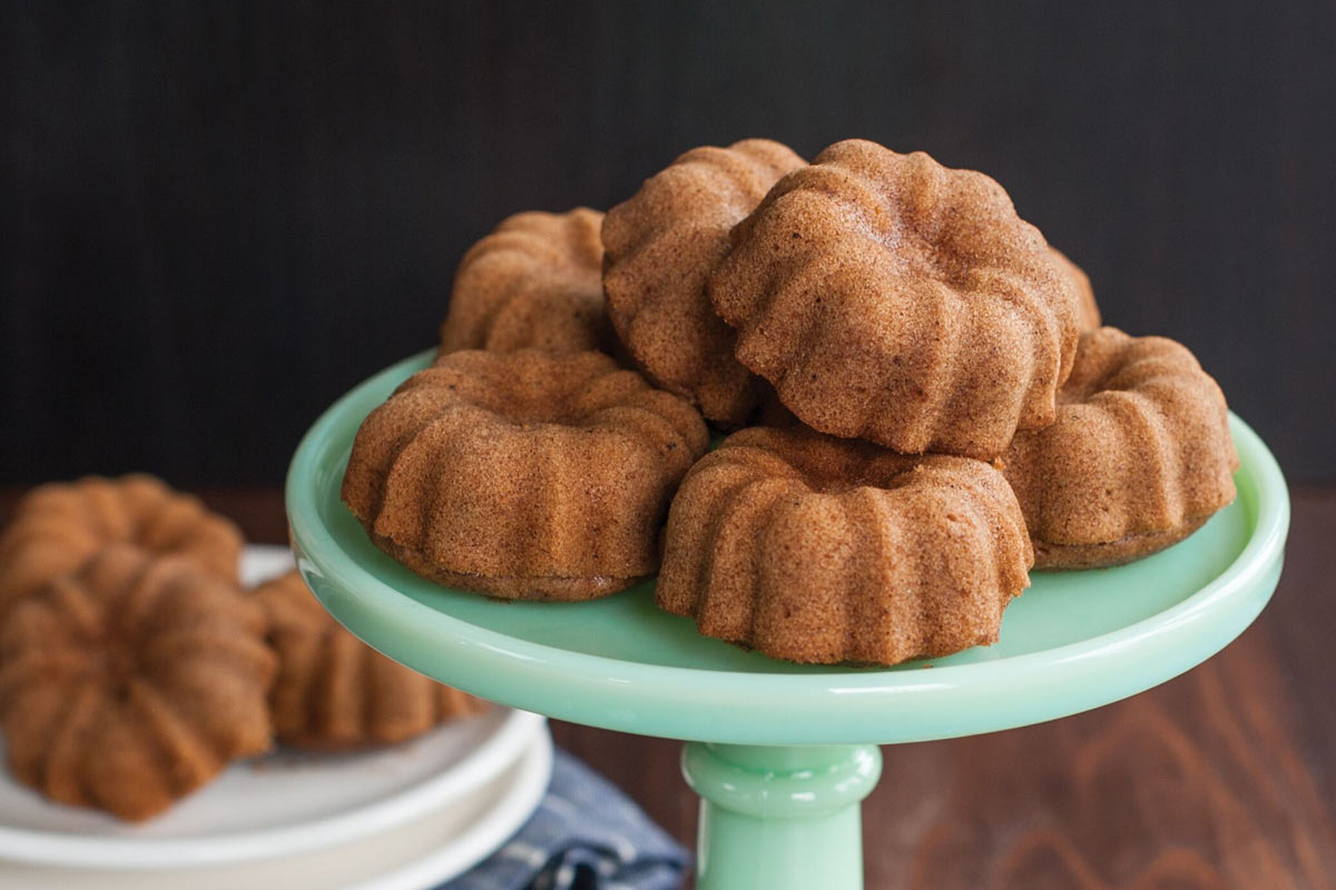 Easy Pumpkin Bundt Cake with Glaze (from Scratch) - Restless Chipotle