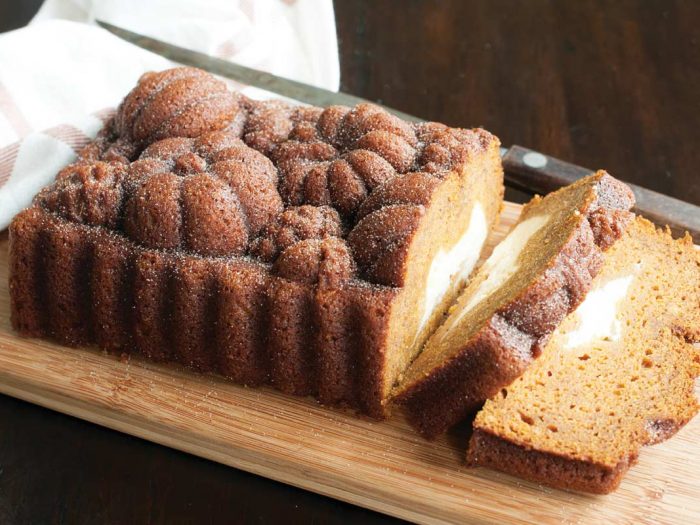 https://www.nordicware.com.au/wp-content/uploads/recipe-hero-pumpkin-loaf-cream-cheese-swirl-700x525.jpg