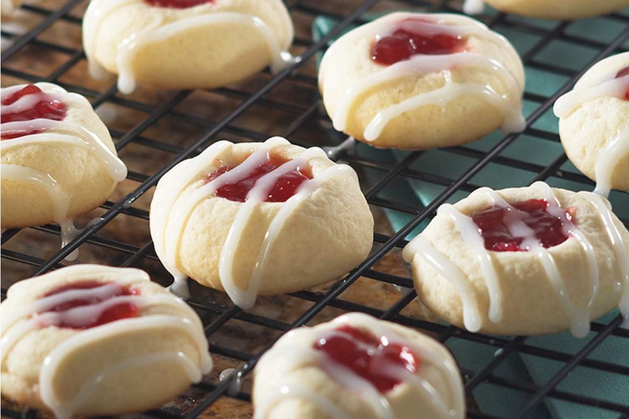 Strawberry-Filled Butter Cookies recipe - Nordic Ware Australia